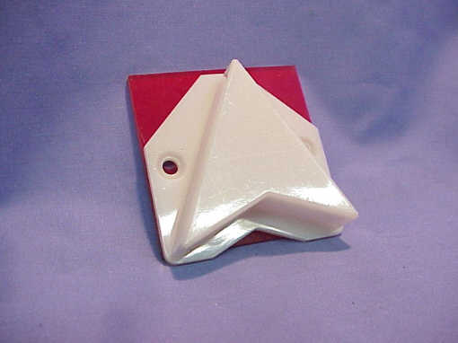 G-B84 GAL BUTTON