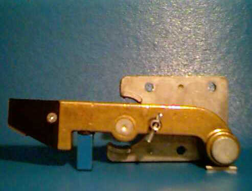 G-D03 GAL Door Keeper