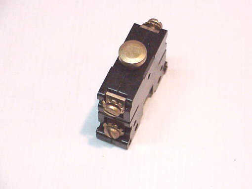 O-B004 OTIS BUTTON