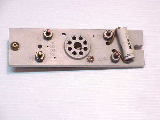 O-B072 OTIS BUTTON