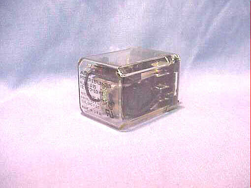 PB-R126 P & B