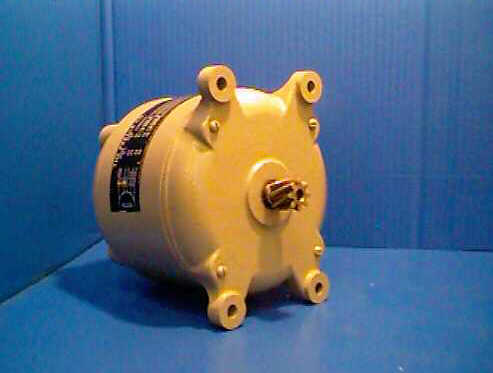 PL-DM114 Peelle Door